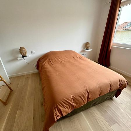 Appartement Chambre Privee Avec Salle De Bain Partagee - La Brousse à Genay  Extérieur photo